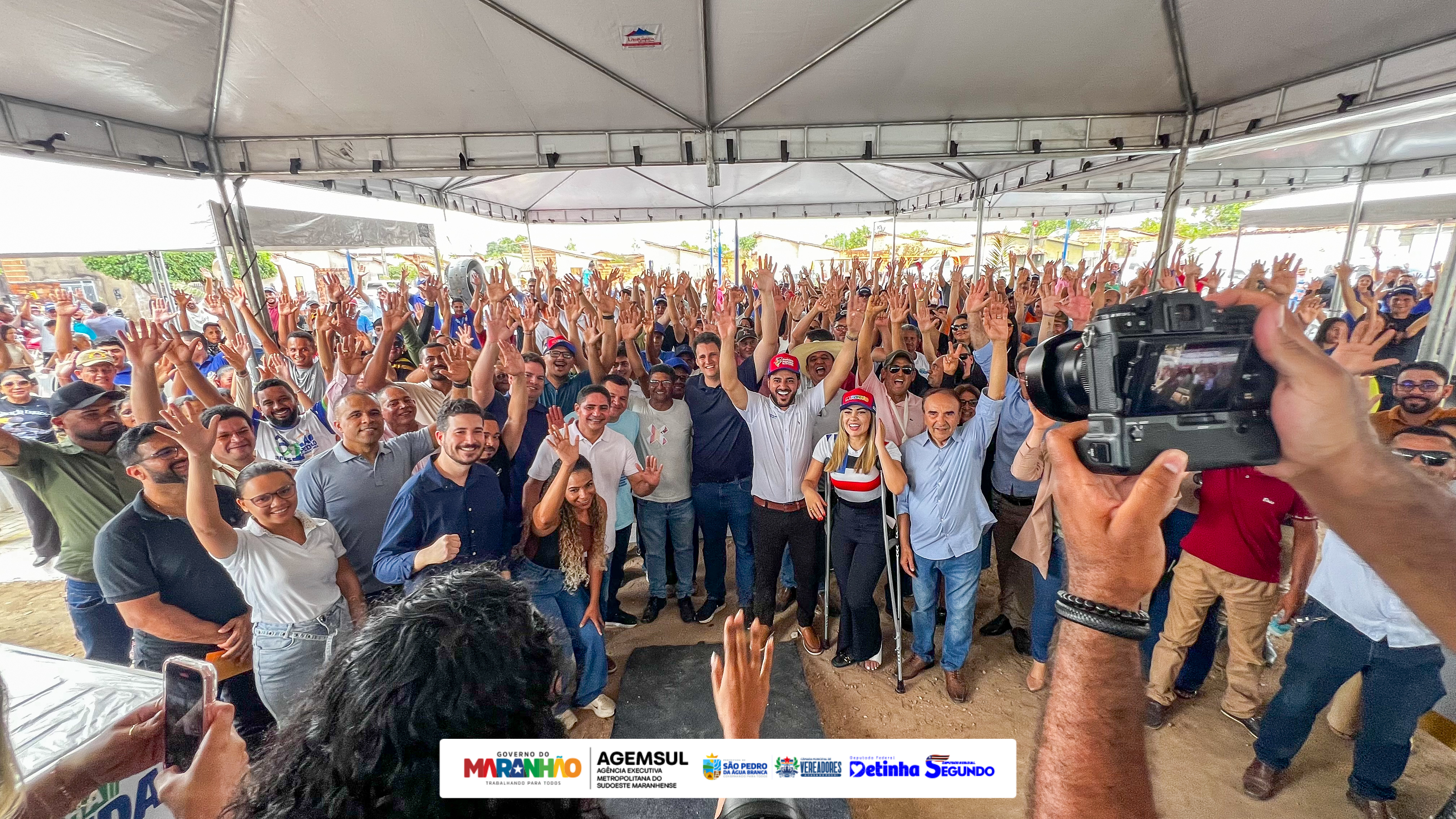 São Pedro da Água Branca vive dia histórico com inaugurações e novos investimentos no bairro Ha...