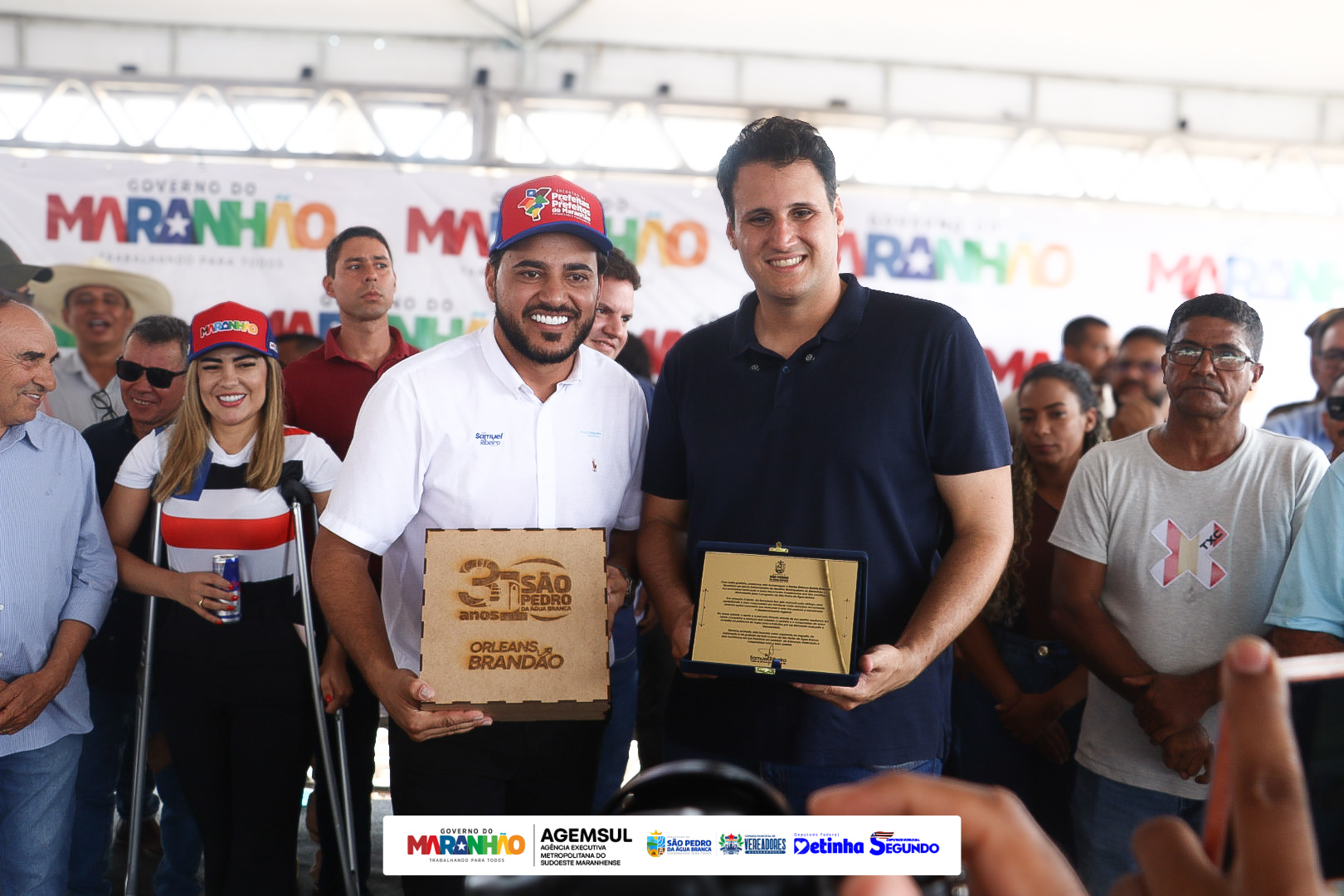 São Pedro da Água Branca vive dia histórico com inaugurações e novos investimentos no bairro Ha...