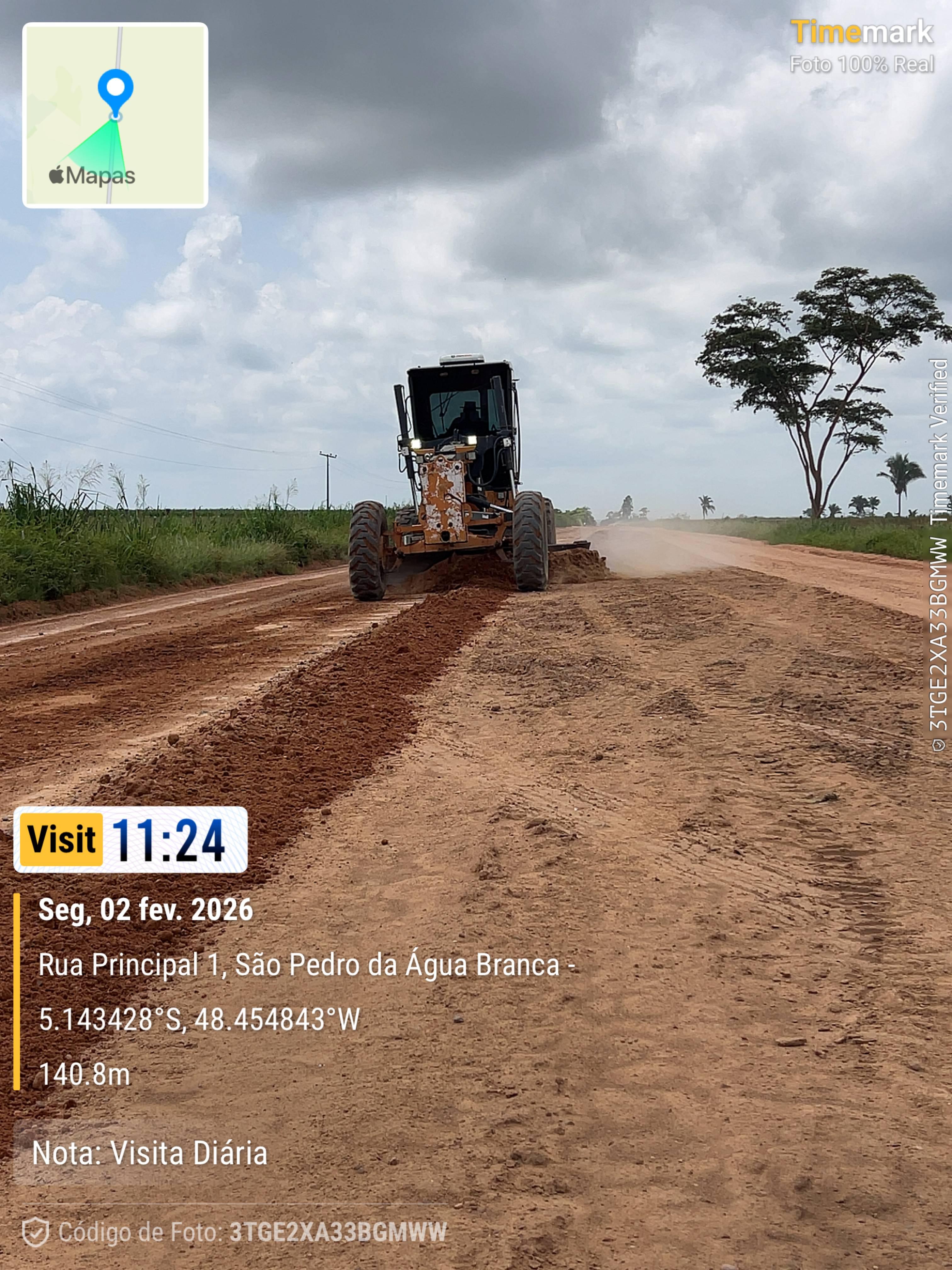 Prefeitura intensifica recuperação de vicinais em toda a zona rural